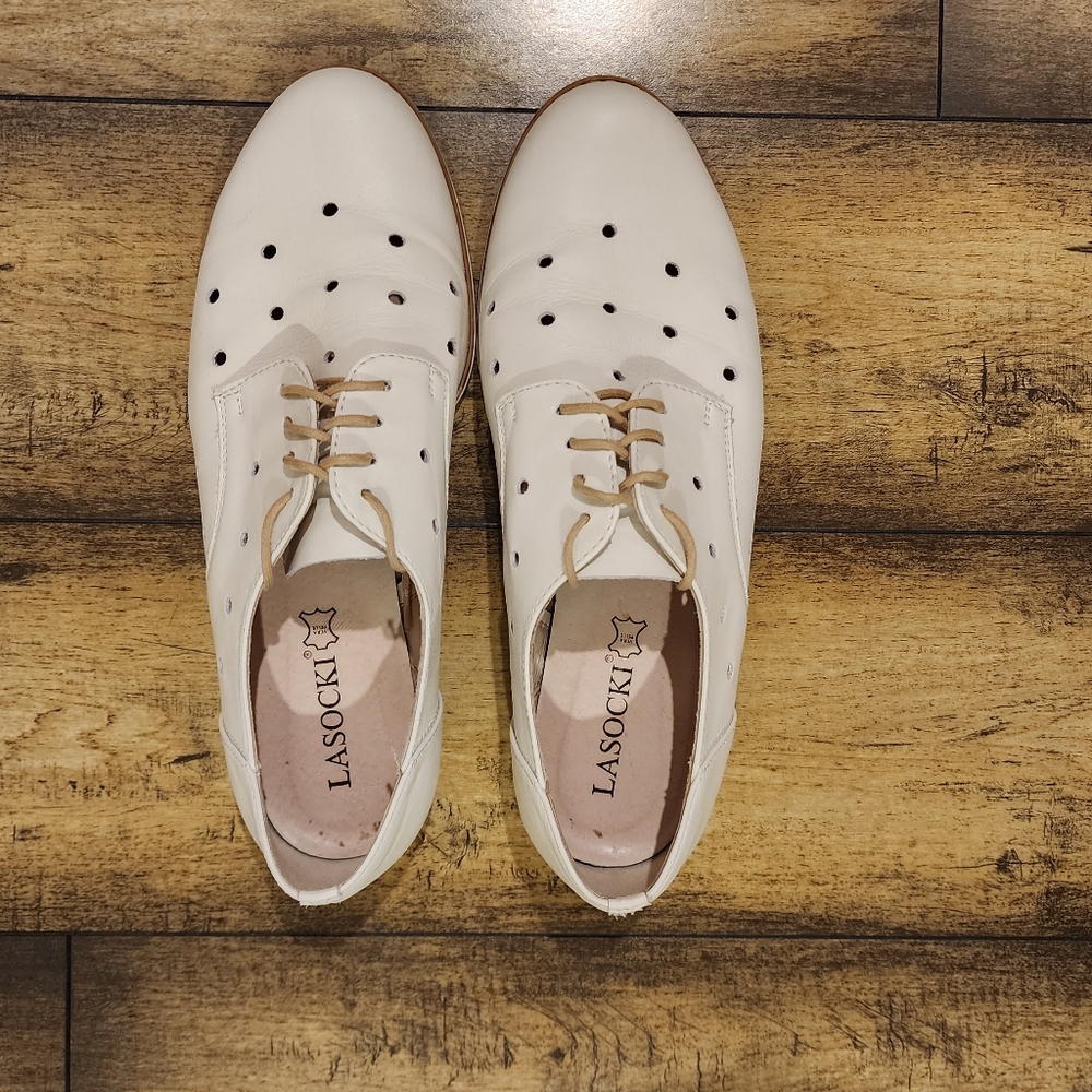 Lasocki White Leather women shoes